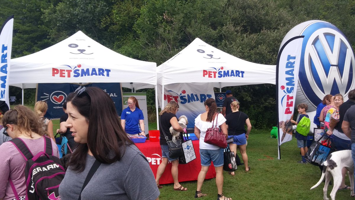 PetsmartLondon's tweet photo. Petsmart, great day at Pawlooza! https://t.co/wxwsa4T60p