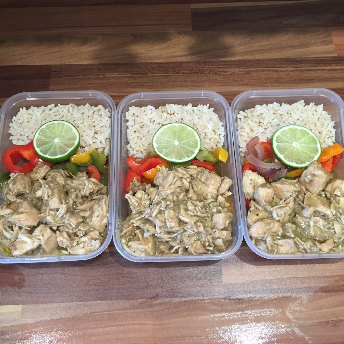 KitchenPembs's tweet image. Fresh meal prep #Pembrokeshire #wales #eatclean #dinner #food #weekend
