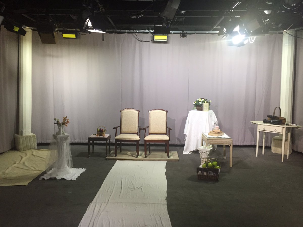 SparrowFalling_'s tweet photo. The set for one of the major cities in Th Sparrow, Illuminara! Check us out at https://t.co/7biCbWKS0r https://t.co/Xv81PARGTf