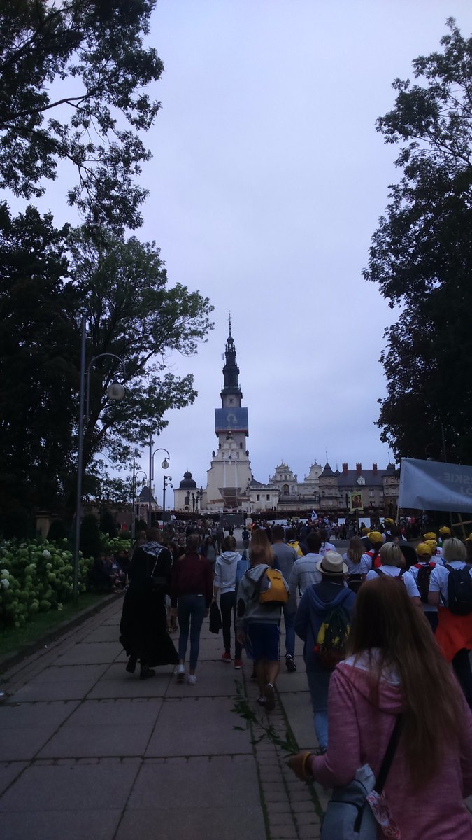 AgataMajka's tweet photo. Kolejny już raz #pielgrzymka https://t.co/q1RtJlXgv6