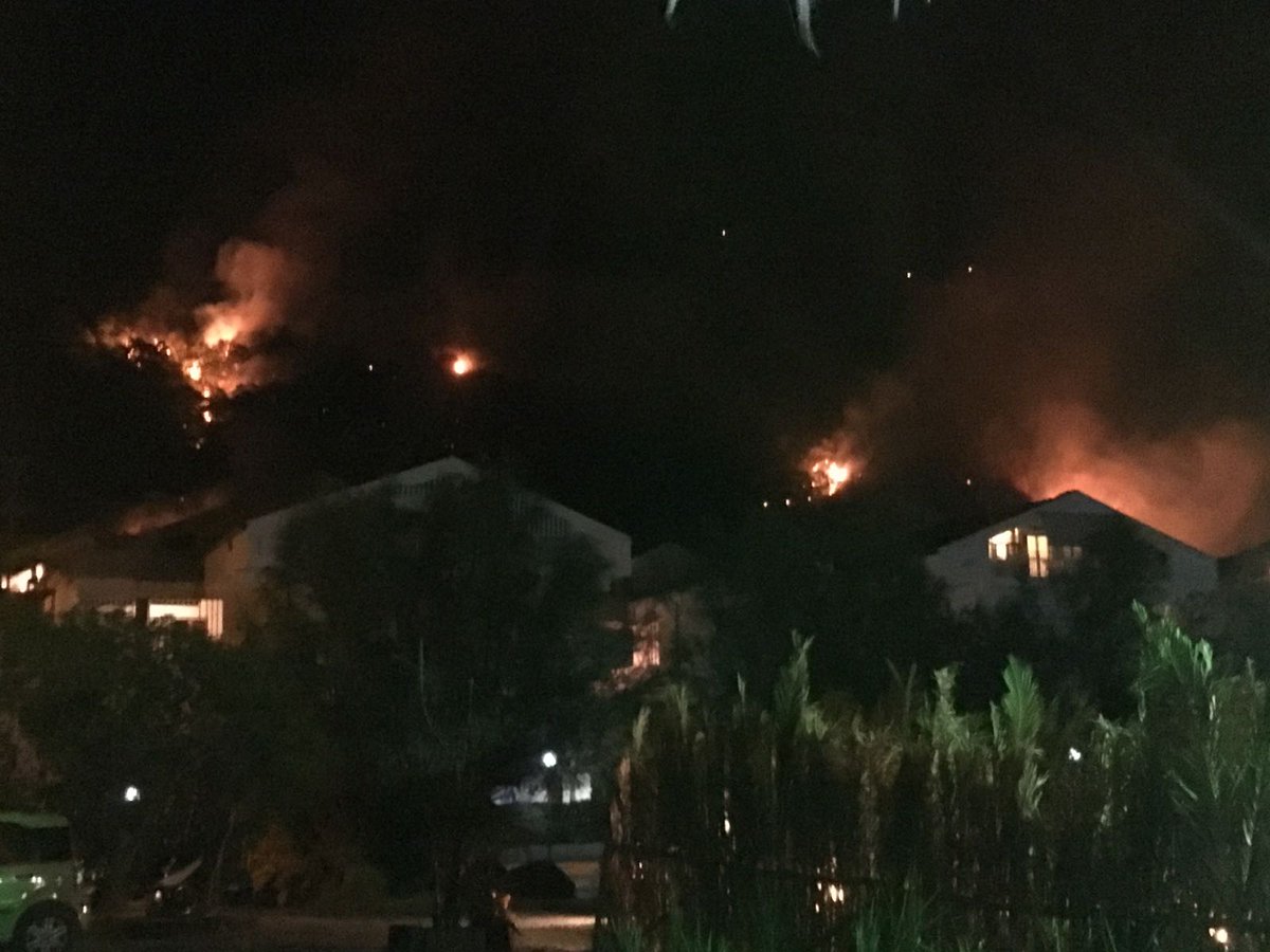blasigiu's tweet photo. @emergenzavvf a rischio 400 persone ctr.da Malpertuso, Torremezzo di Falconara, Calabria https://t.co/7KNNlQLwDD