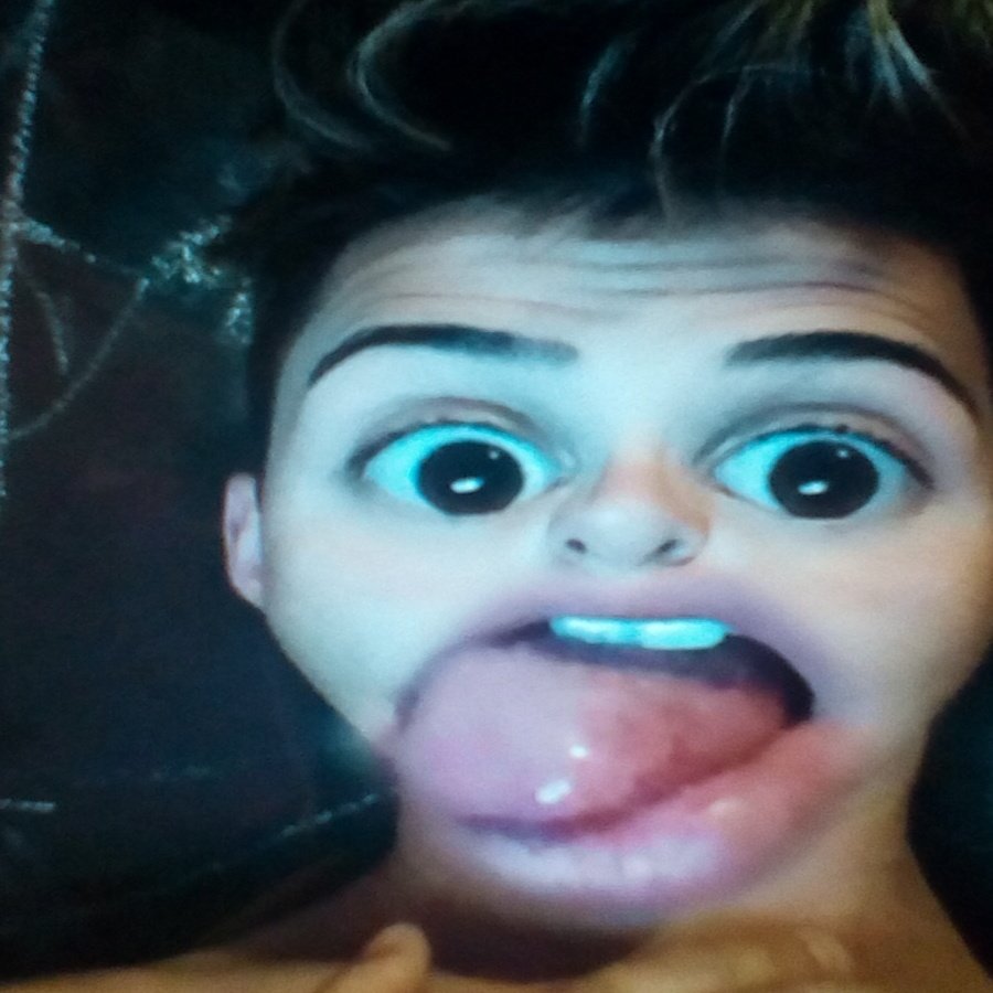 alunnhangry's tweet photo. It's not fair @itsnickhorton  your too good looking ily https://t.co/oDO5FoZy4D
