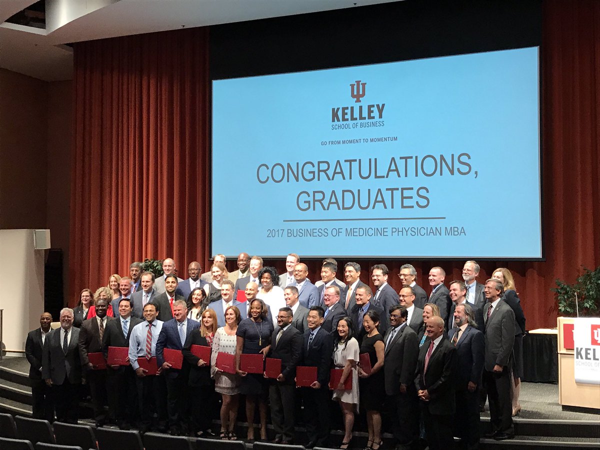 KelleyBizMed's tweet photo. Congratulations to the Kelley School of Business Physician MBA Class of 2017!!! ☺️🎓 #KelleyMoment  @KelleyIndy https://t.co/bq3ZofOcgs