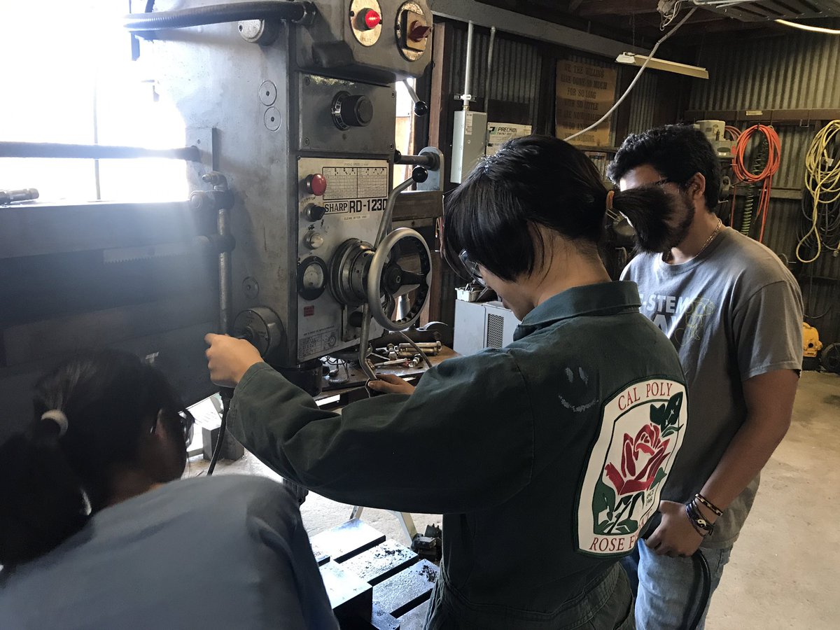 calpolypomona's tweet photo. Work for this year's @CPRoseFloat is well underway. πΉ #calpolyrosefloat https://t.co/xOMxdgOrhu