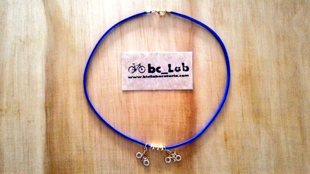 bici_Lab's tweet photo. Collares en cuero bc_Lab $ 25000COP (Envío no Incluido) https://t.co/x29zuH7Qco