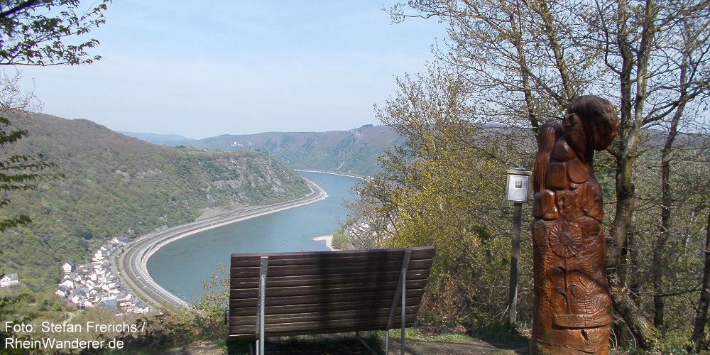 RheinWanderer's tweet photo. Der #Rheinburgenweg ist aussichtsreich - wie hier zwischen #SanktGoar + #Hirzenach (Foto vom #Wilpertskopf): https://t.co/0Ihw9MtmZ9 #Rhein https://t.co/7iikvMLnDM