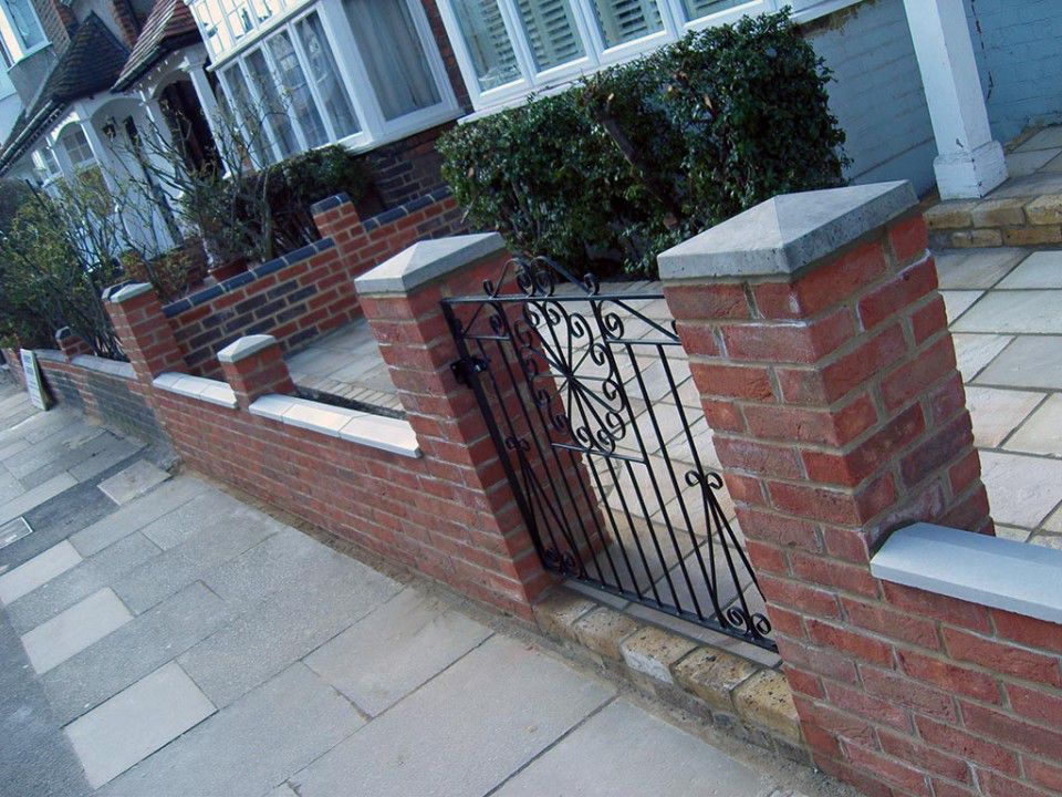 Groundteam's tweet image. Front Garden Sandstone paved front garden in Wimbledon with surrounding wall and ... groundteam.co.uk/landscaping-pr…
