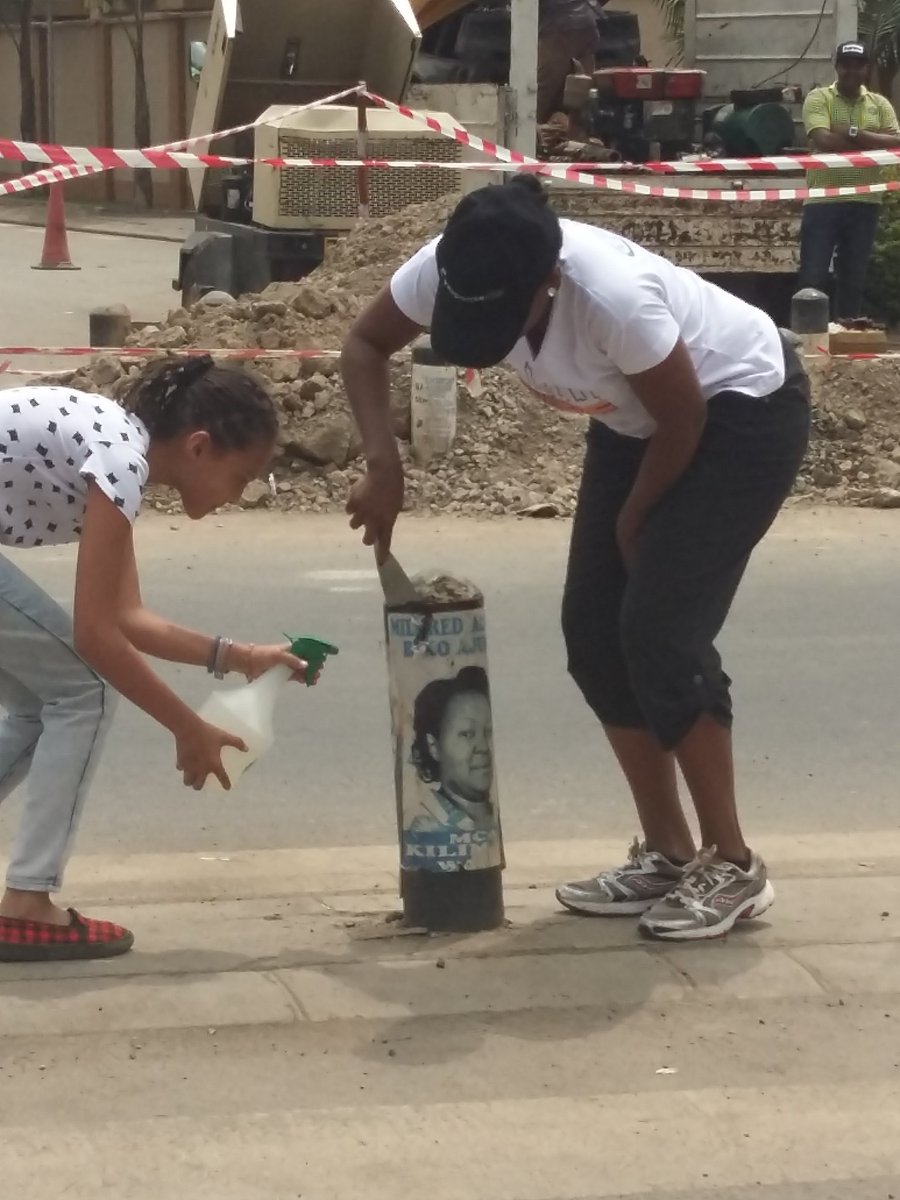 wirekenya's tweet photo. @wirekenya President #RobynEmerson representing during the @kilimanispeaks clean up cc @austexanywhere #ElectionCleanUp #CSR https://t.co/YE9njLTYut