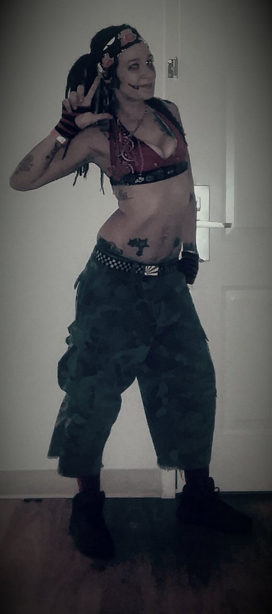 StArDuSt_Bytch's tweet photo. Let's Get It Day 2 GoreFest!! @SCUM412
#LsUp #LspSouth #StArDuSt https://t.co/bIvzyBwwFi