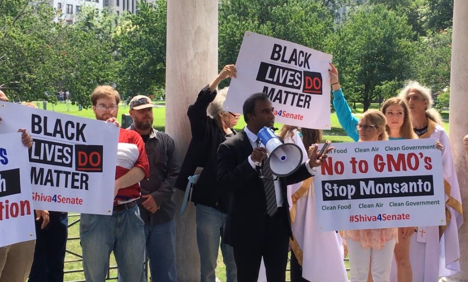 MichaelCoudrey's tweet photo. Here's a photo of the White Supremacists at the Boston Free Speech Rally. 

Do you realize the mainstream media is lying to you yet? https://t.co/BJZo8a6lct