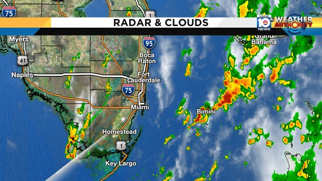 Soggy weather on the way! Numerous showers over the Atlantic are marching west, arriving in #SoFlo tonight & Sunday https://t.co/6b9dw2zUdE