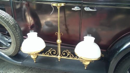 loefflerantique's tweet photo. Double Fount #GoneWithTheWind #Ornate Victorian #Cieling #Fixture #Hurricane #Lamps  https://t.co/BVLrMLNhew via @eBay https://t.co/p2uEiHnLmJ