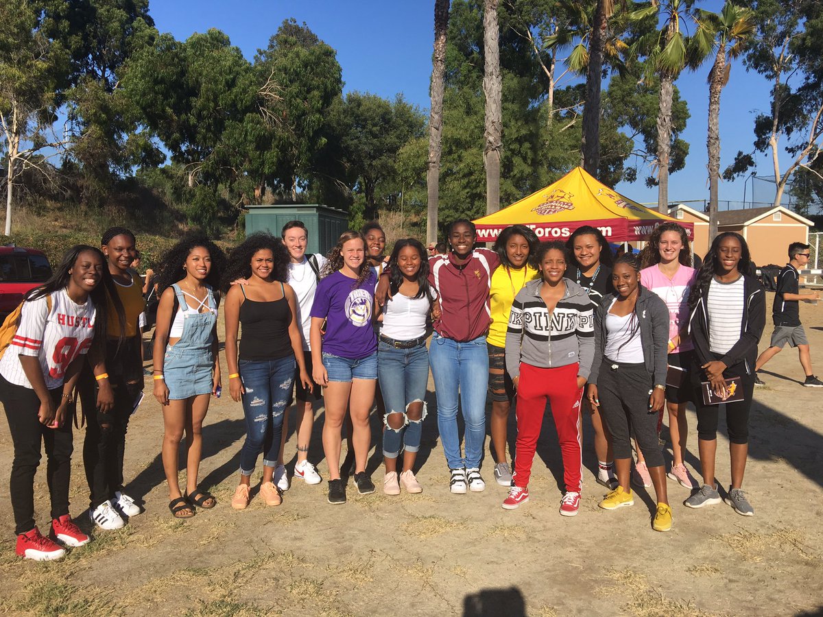 CSUDHwbb's tweet photo. It's official...the 2017-2018 team is all here! #ToroTakeover https://t.co/D2UZulvQRM