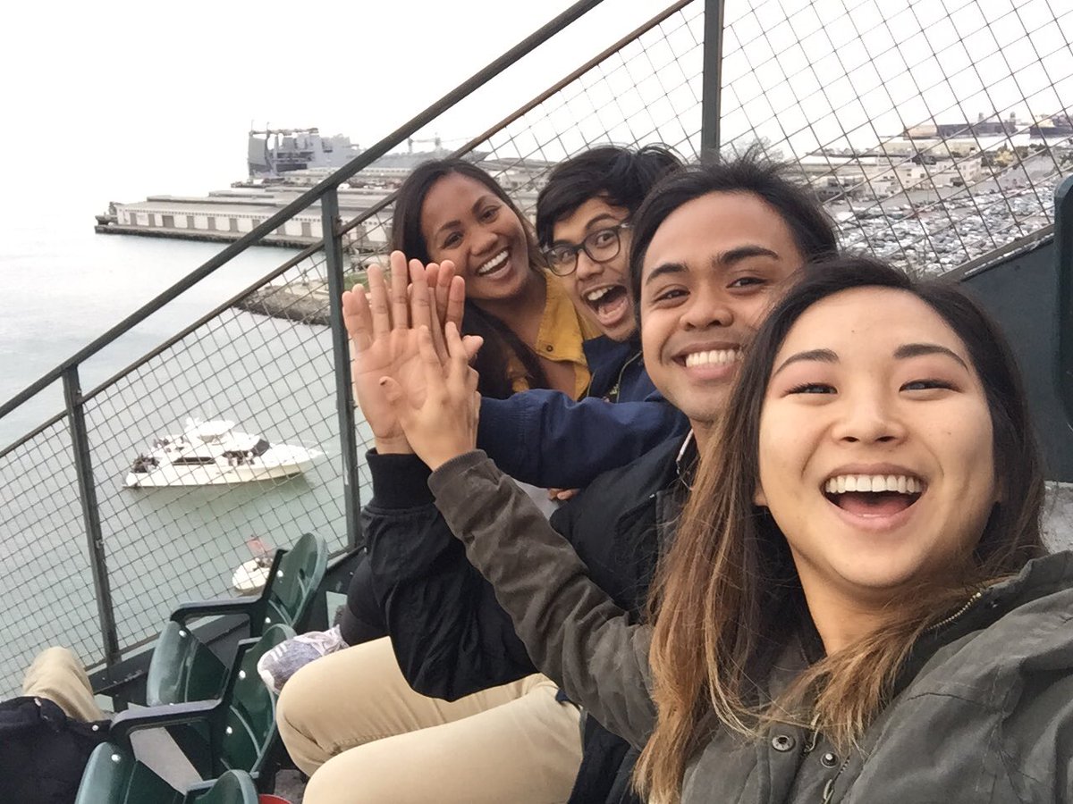 Haaygurly's tweet photo. #FlyFiveMe @VirginAmerica grateful for the voucher, mahalo for always taking this college student back home 🤙🏼 #sweep https://t.co/Gu4pytSffX