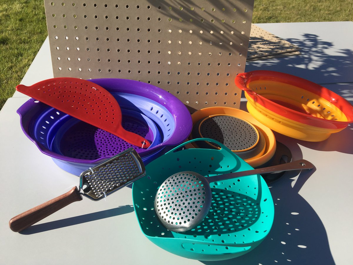 exploratorium's tweet photo. #eclispe2017 chasers! Your task: Find household items w/ tiny holes. Pinholes show image of sun &amp; will be crescents when eclipse starts. 🌙 https://t.co/hfVnaNhswC