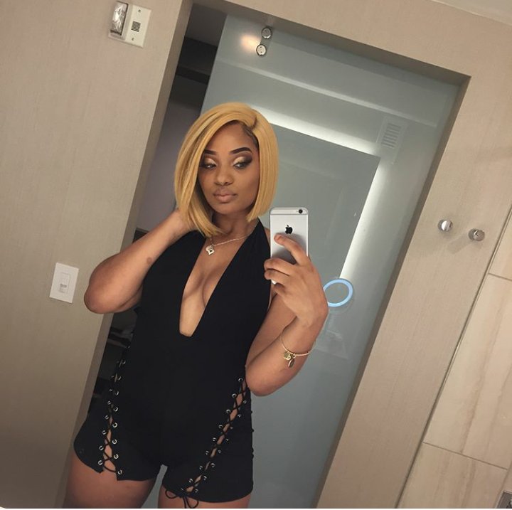Ceairaaaa__'s tweet photo. At least I got a picture before I got jumped ๐๐๐ค #Thiswhytheymad๐ https://t.co/UTYCDtulQZ