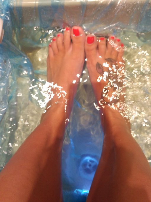 Finally! Ahh! https://t.co/GFtOWiA5ae