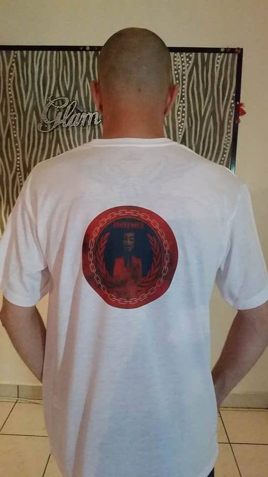 CyberRog's tweet photo. One of our mates from #Germany 
#Anonymous #RedCult https://t.co/oZjeB3rj9V