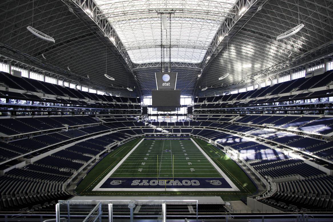 monroeyoung11's tweet photo. Blessed to receive an invite to respresent the West Team in the Blue-Grey All-American Bowl at the Dallas Cowboys Stadium 🙏🏽 https://t.co/qoJyYdKyEG