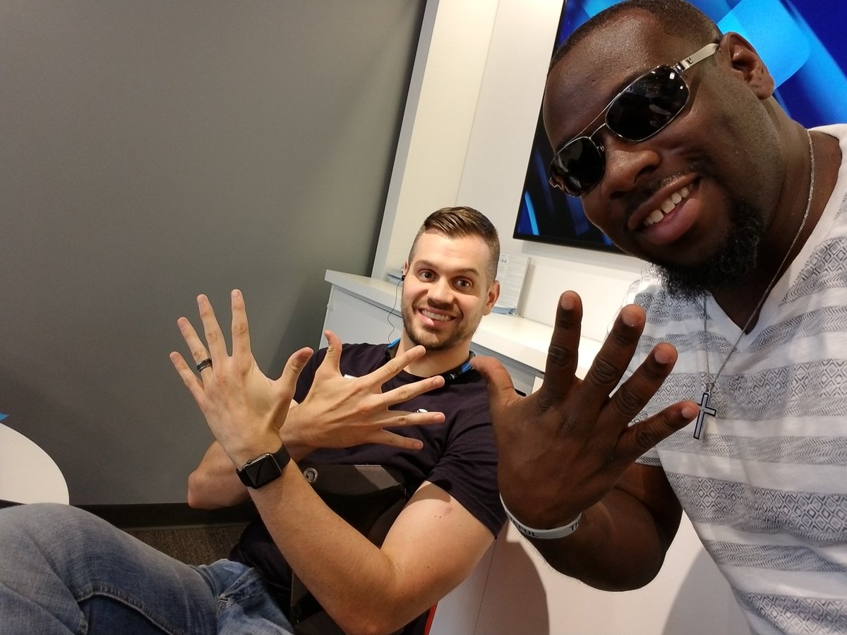 AVSimmonsJr's tweet photo. Help me wish this guy BK a Happy 10 Year Service Anniversary! Thank You! #lifeatATT #OHPA #ICantCount #HoldingCamera @WinningWoodmere https://t.co/iRnS57PvKs