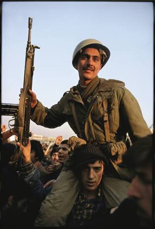 イラン　イラク戦争 Amazon.com: Iran Iraq War (Japanese Edition) eBook