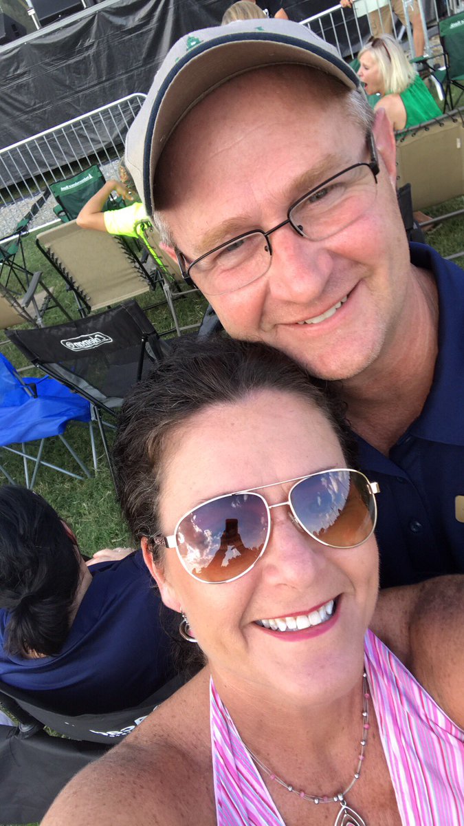 Christi35067327's tweet photo. Thanks for the free concert Independence Bank #soundsofindependence https://t.co/pPLIAF5Urh