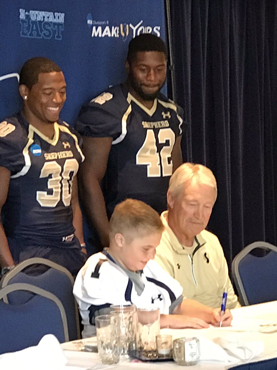 rhonda_foreman's tweet photo. @ShepherdRamsFB made my nephew Jason Bednarski's dream come true when they signed him as their first ever #TeamIMPACT player today! 🏈🏈 https://t.co/zHfvO9teAT