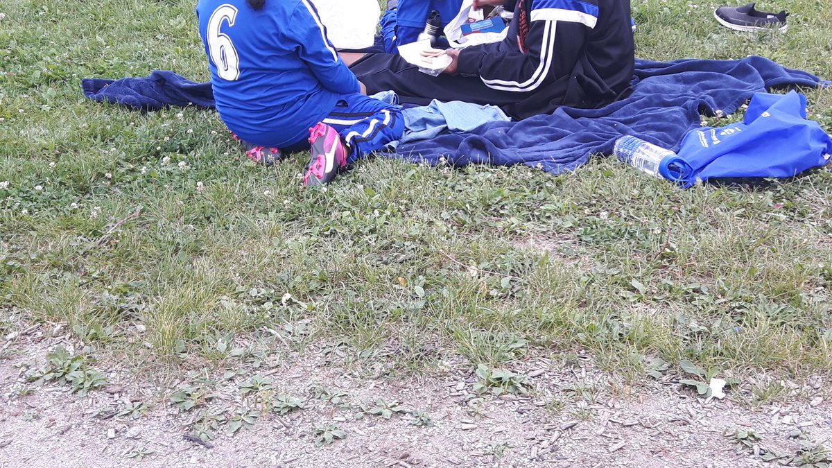HoryalFC's tweet photo. Thank you to @SomaliWN for their snack donation. The kids loved it!!! https://t.co/dh3m9IkrmH