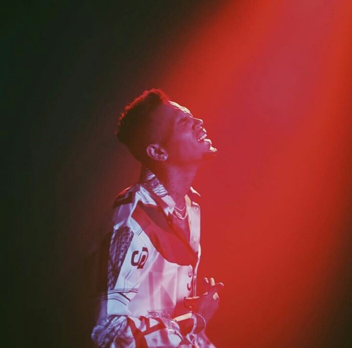TeamBreezyBA's tweet photo. Chris Brown via Instagram
#QUESTIONSONVEVO https://t.co/Tqmsv4nsPR