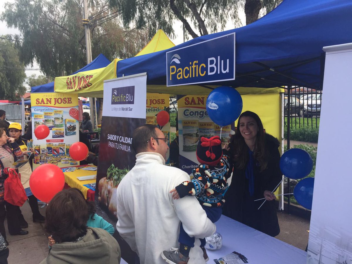 pacific_blu's tweet photo. Estuvimos en la feria libre de Pudahuel compartiendo con los vecinos preparaciones con nestros productos #alcopa https://t.co/h6rdSHR2lR