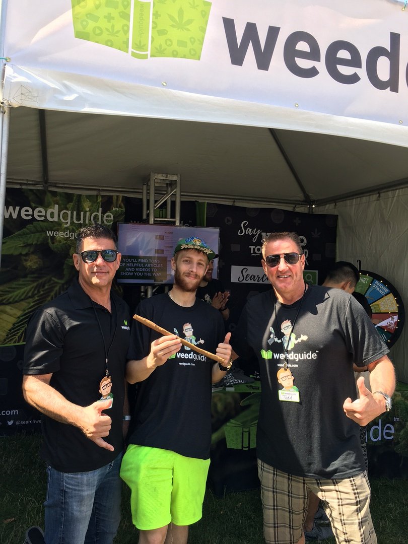 searchweedguide's tweet photo. We're having fun in the sun at #Hempfest! Cruise by booth 331 to meet the #Weedguide team, spin the wheel & snag some goodies. https://t.co/PgldJJMUBw