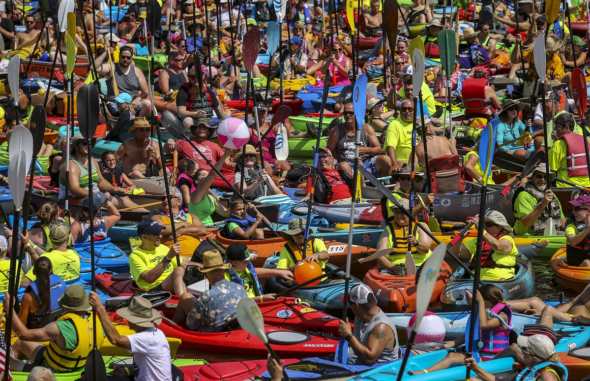 andy_abeyta's tweet photo. Check out some views from #Floatzilla2017 here in the Quad-Cities. More to come later: https://t.co/GdADcbIiX0
@qctimes https://t.co/uh3W3LgXYI