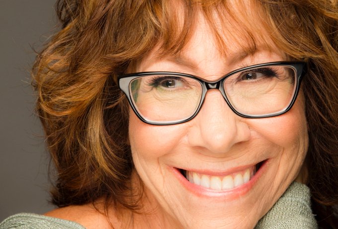 LenaLamoray's tweet photo. Exclusive Interview: @Msmindysterling talks @ConManSeries & ‘secs & EXECS’
#Emmys #ConMan #secsandEXECS @tellofilms
https://t.co/xqyuGmxXlS https://t.co/FLAQVZ2gYa