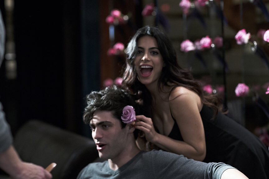 ShadowhuntersTV's tweet photo. Roses are red. Violets are blue. @EmeraudeToubia &amp; @MatthewDaddario are beautiful, and they're here to bless you... 🌹 #Shadowhunters https://t.co/uRwqG3gUXa