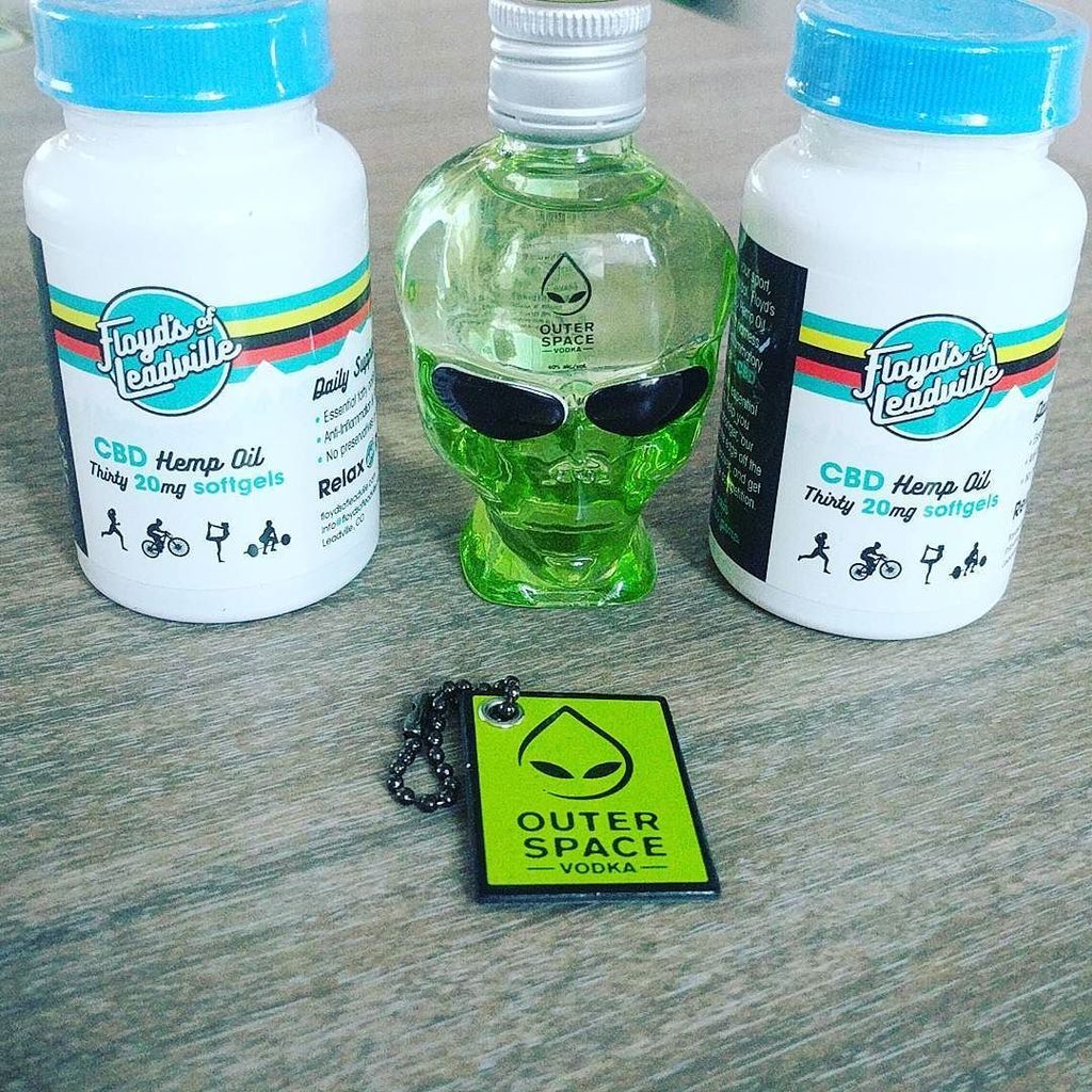 FloydLeadville's tweet photo. #spaceweed #spacevodka and #floydsofleadville CBD https://t.co/qJzxVaEpMl https://t.co/kMRWDSXdQA