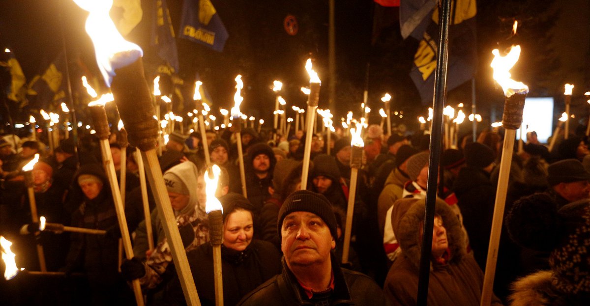 SRAntiFascism's tweet photo. #ExtremeRight,#NeoFascist
#Extremistes Condemned
#InCharlottesville
$Funded,#Armé
In #Україна,#Syrie
#ByUSA& #Kanada
https://t.co/n0NW8OJ4E7 https://t.co/xTeNGqoDyI