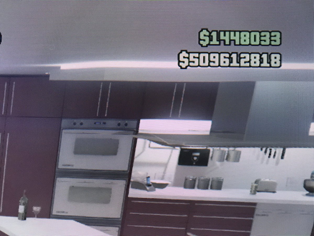 itzrezohd's tweet image. I'm selling a Xbox 1 Gta5 modded account for 95 dollars PayPal only