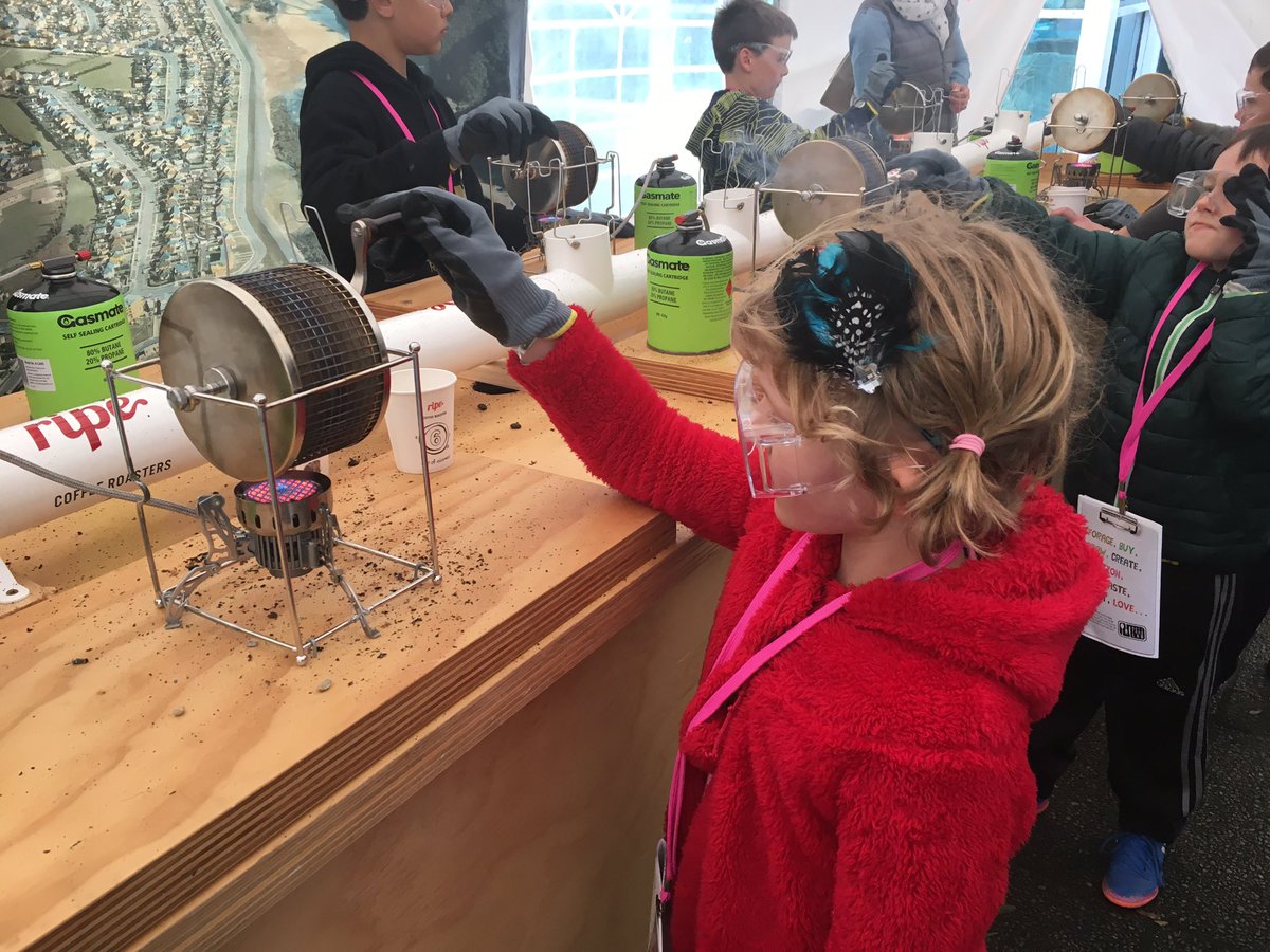 nolen_smith's tweet image. Roasting coffe beans for dad! At #huttfoodlab