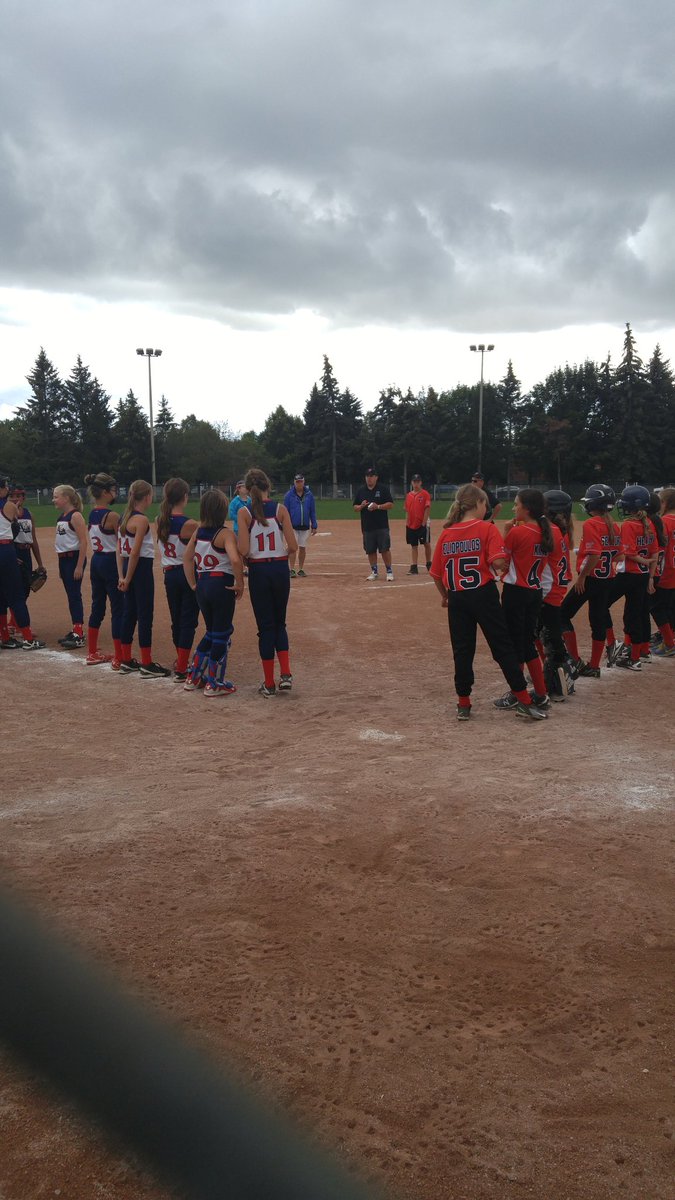 AvlecaGroup's tweet image. Congratulations to the Squirt Girls U12 @oakvilleangels Team 1 - moving on to Day 2 at Provincials #OakvilleAngels #PlayBall