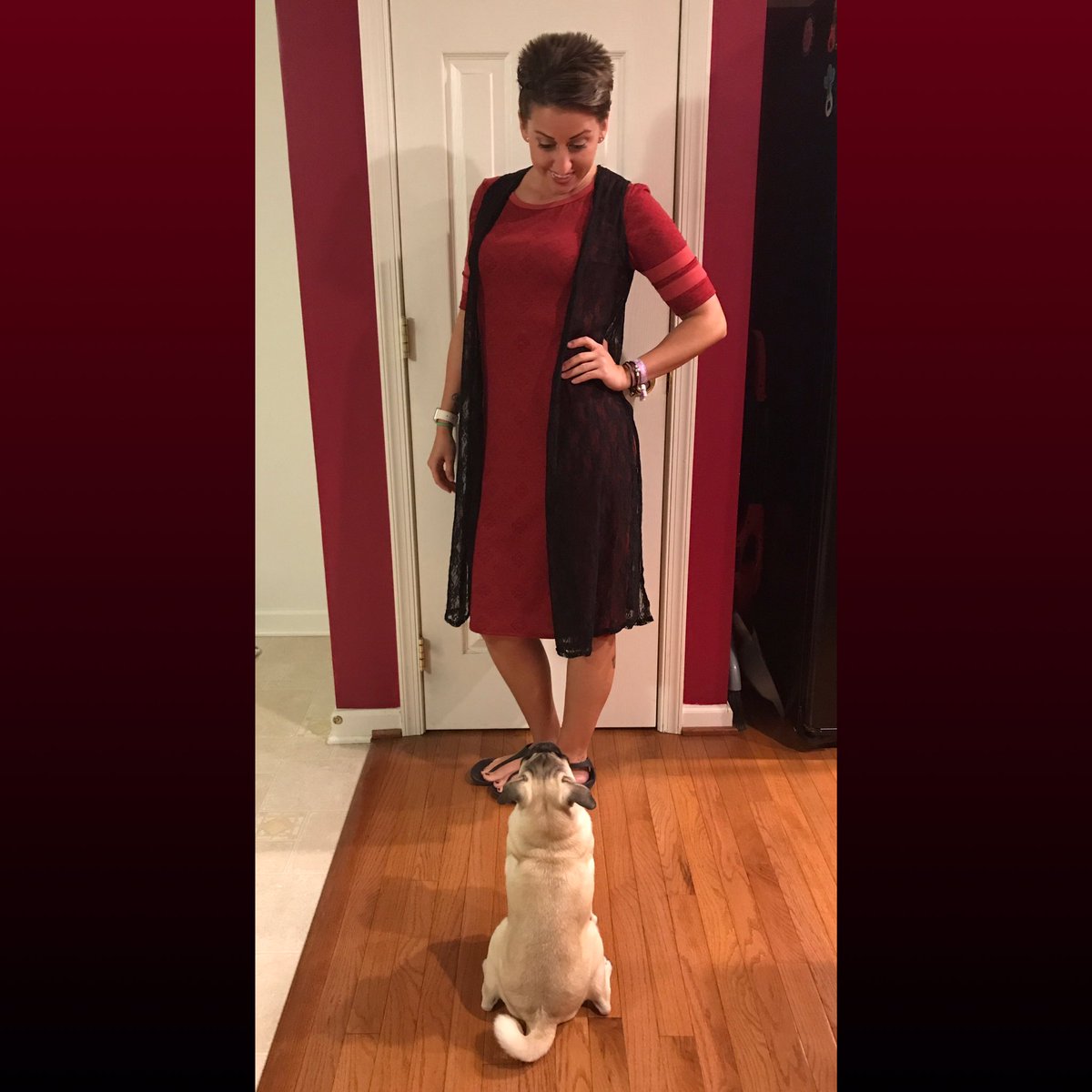 LuLaPugLife's tweet photo. Hanging out with my puppy. 🐾❤️ @LuLaRoe #lularoejoy #lularoejulia #pug #puglife #pugpuppy #teamlulalovelies #wv #military #twinmom #pixie https://t.co/9vGaN4EIAk