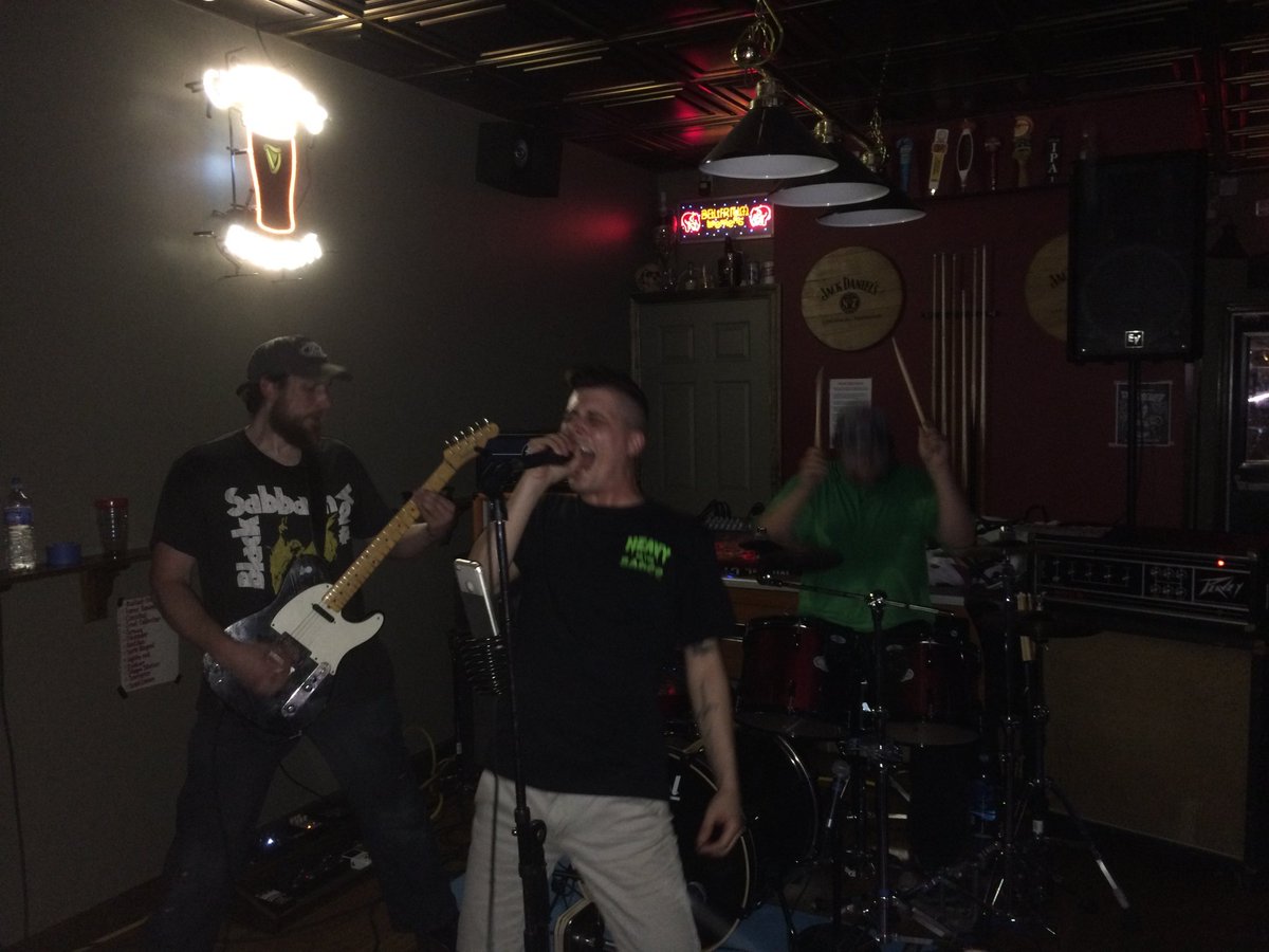 Stonebreaker666's tweet photo. Exactly a week from this moment, Stonebreaker will mount the stage at the Hub in Island Park and #meltfaces #9pm https://t.co/m1mSKhqlEf
