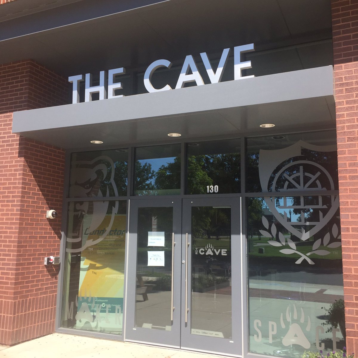 Stopped by <a href="/AR_Conductor/">The Conductor</a> for the first time today. Really impressive facility and programs. <a href="/startup_junkie/">Startup Junkie</a> <a href="/ucabears/">University of Central Arkansas</a>