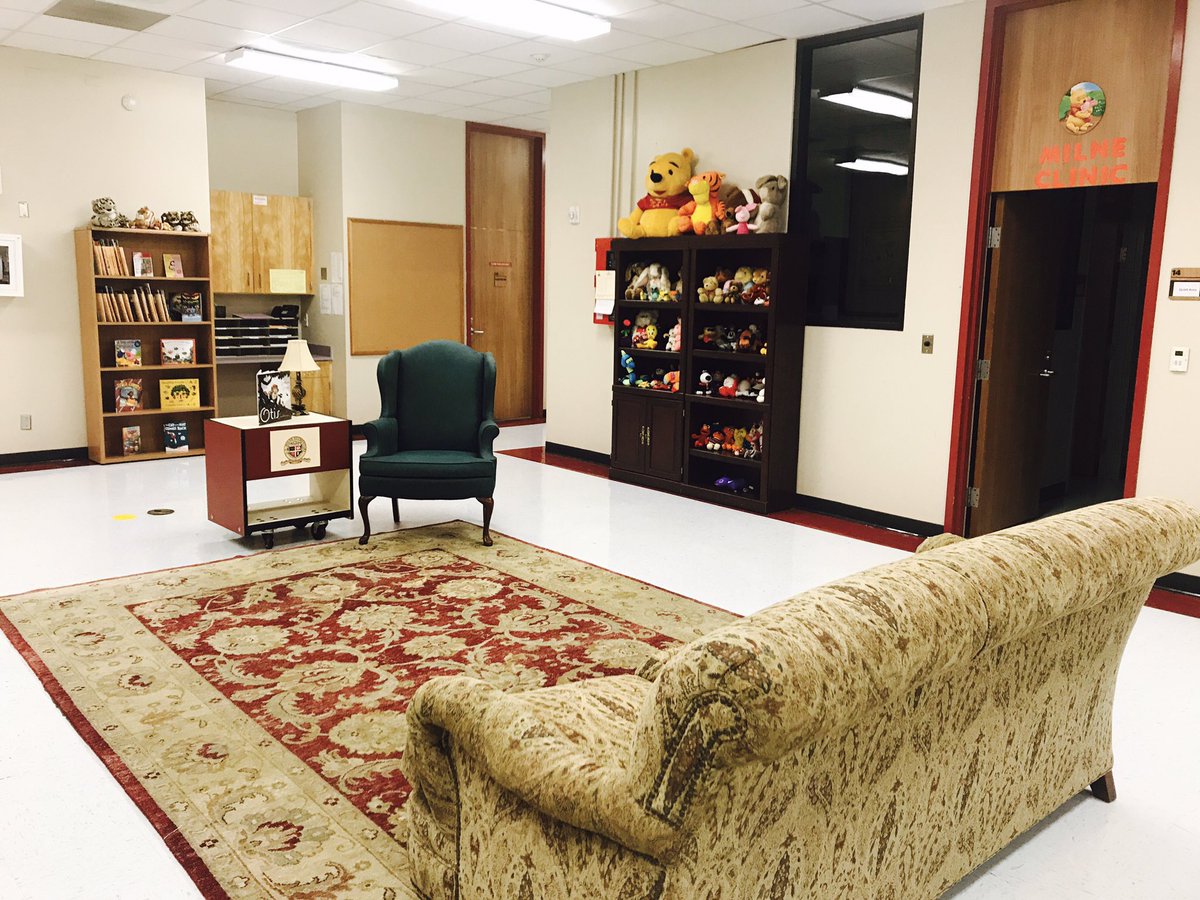 AAMilneES's tweet photo. It's a beautiful thing when your vision comes to life! Read aloud center in our main office!!! #LiteracyBy3 #AllDonated #TeamMilne https://t.co/XO9CBcNPl7