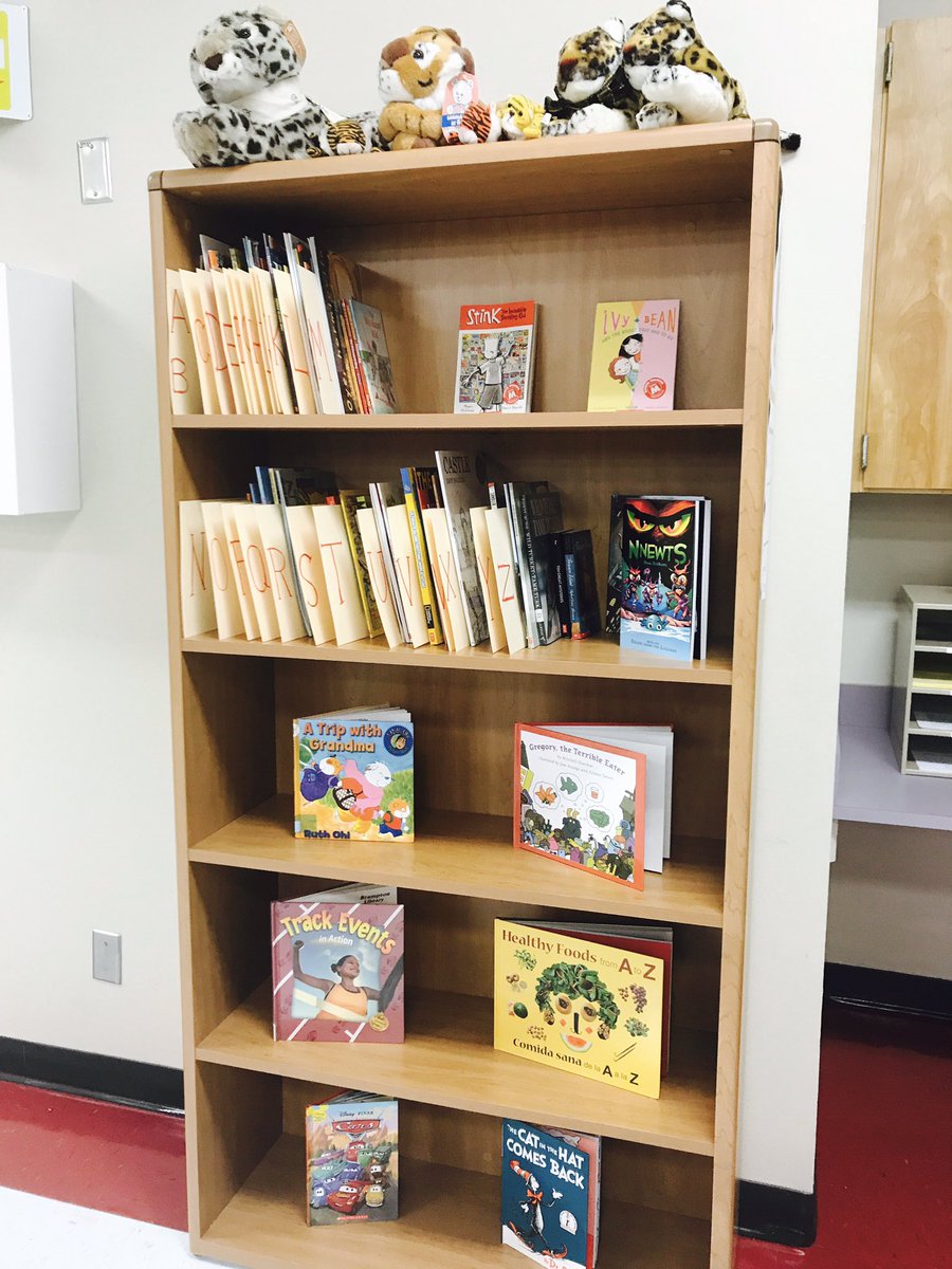 AAMilneES's tweet photo. It's a beautiful thing when your vision comes to life! Read aloud center in our main office!!! #LiteracyBy3 #AllDonated #TeamMilne https://t.co/XO9CBcNPl7