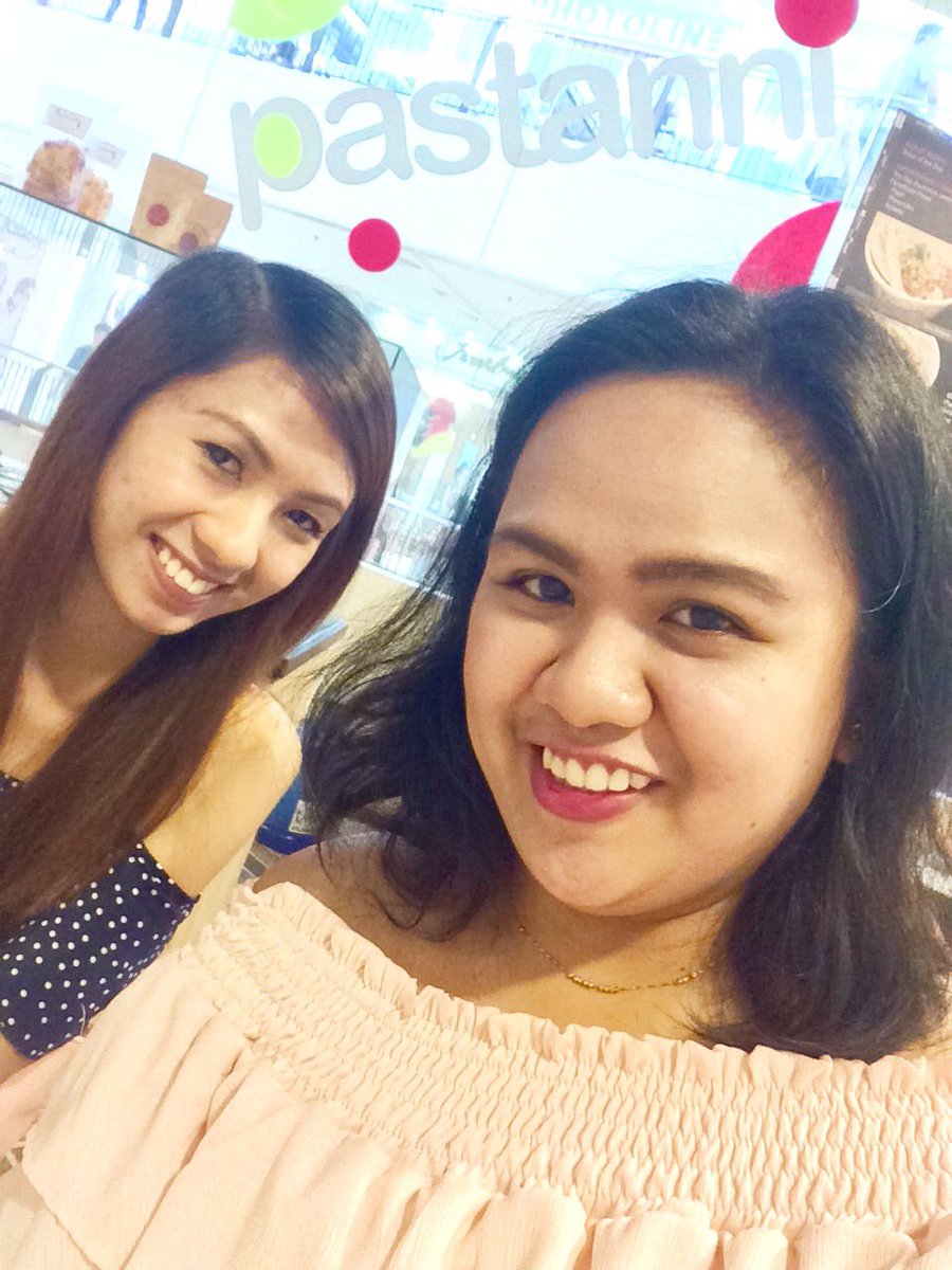 KRIAtinine's tweet image. Dugayan kaayo si @cahhmenchu #kadayawan2017 with @mariaalenafaye ❤️