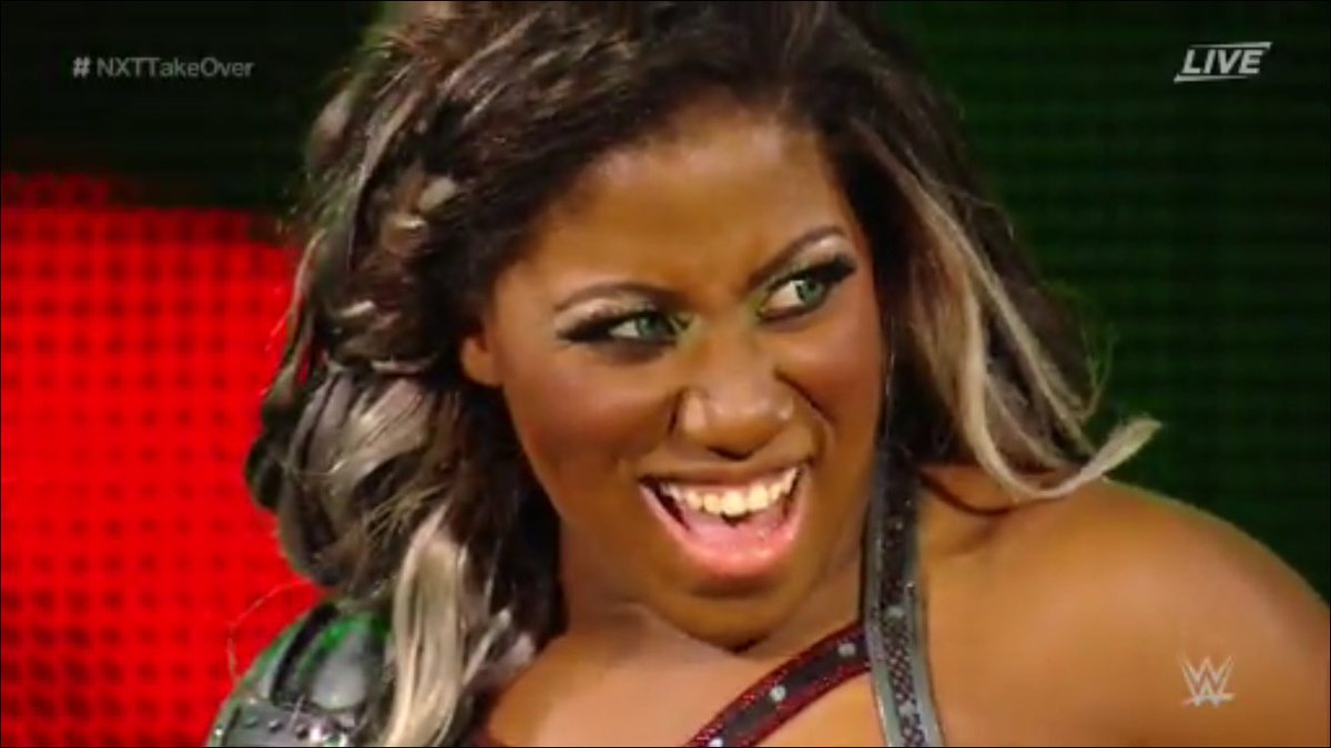 FearlessRiOT's tweet photo. Green contacts! Queen Ember Moon did THAT! #WWE #NXTTakeOver https://t.co/2DIW3pJPN4