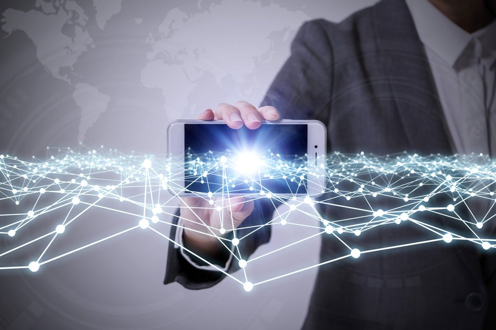 DeepLearn007's tweet photo. AI &amp; AR – is this the future of mobile?
#AI #MachineLearning #ML #AR #Digitasl #tech 
https://t.co/VsOGTHMjVL https://t.co/MyStg9EpQ6