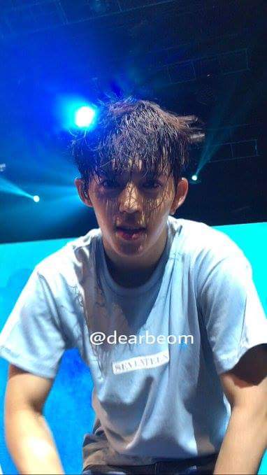 cheolliep0p's tweet photo. The way seungcheol looks at you! 
©dearbeom https://t.co/A0qoJei3wX