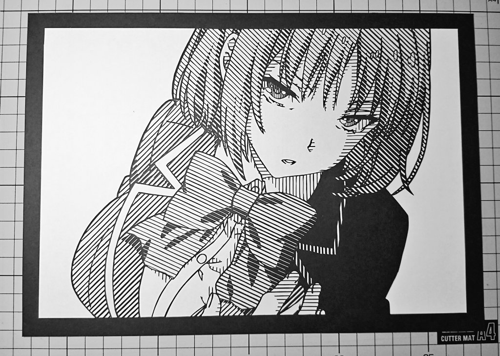 Reiku レイク 切り絵 Tvアニメ ようこそ実力至上主義の教室へ より櫛田桔梗 裏の顔 の切り絵です サイズはb5です 初めてあどなっぷさん方式の斜線切り絵をしましたが 色々とミスした気がします 最黒部分も斜線にすべきだった 服の斜線がただの