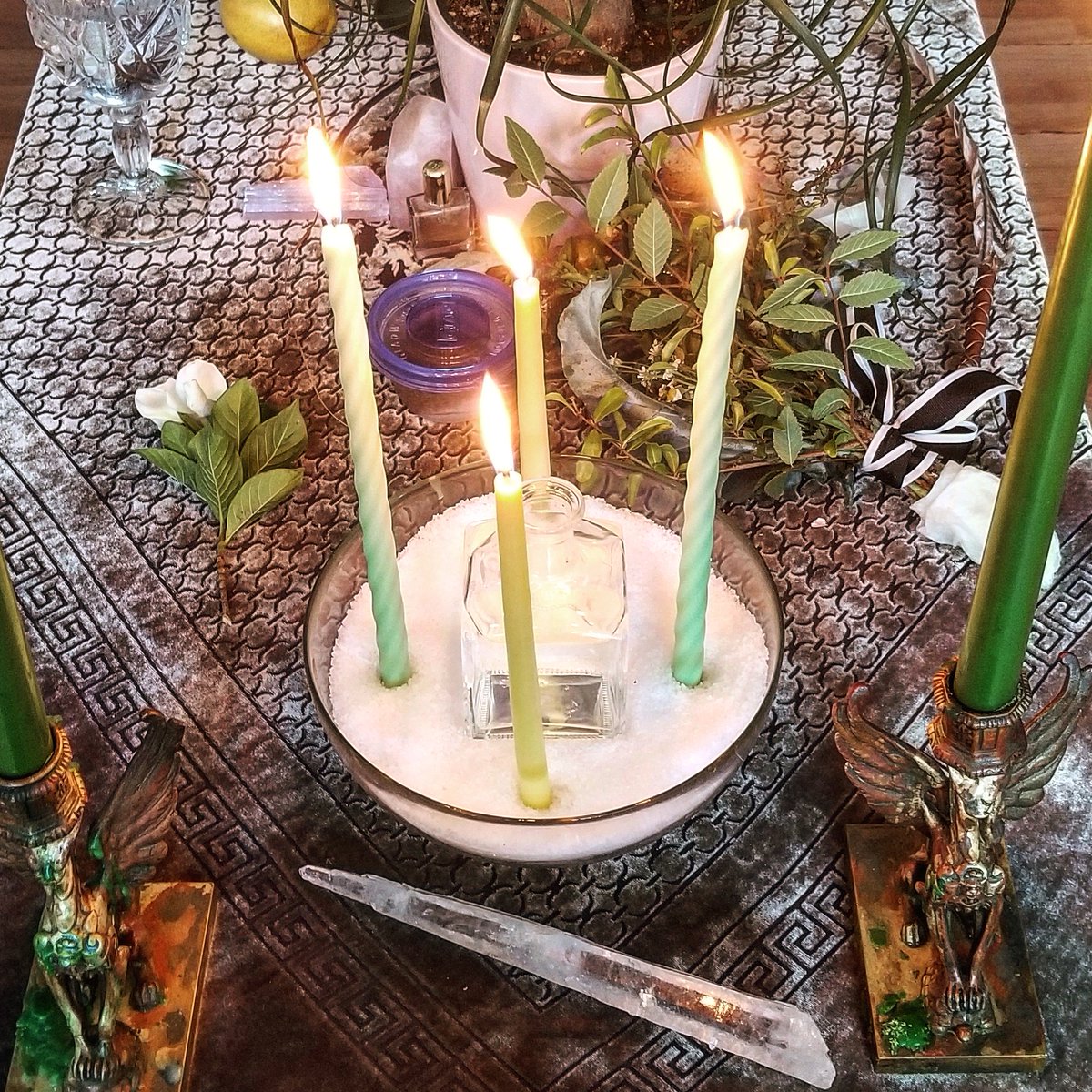 NahaArmady's tweet photo. Invocations &amp; Offerings 🌙 #Eclipse Preparations
. 
#binah #themoon #thegreatsea #undines #waterelement #elementals #22teachings #magicisreal https://t.co/BRy5SUEZwy